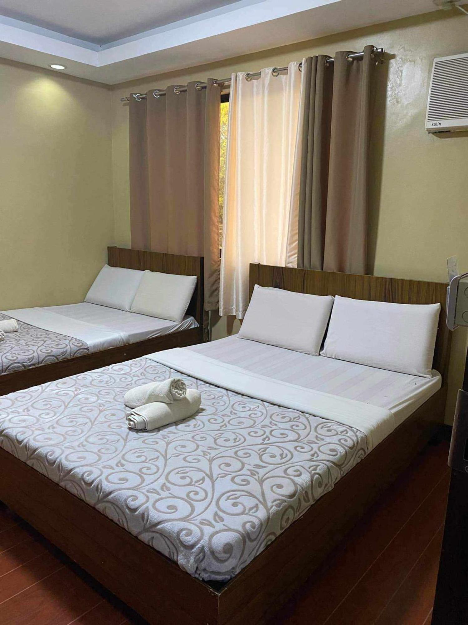 East Square Inn Bacolod Dış mekan fotoğraf