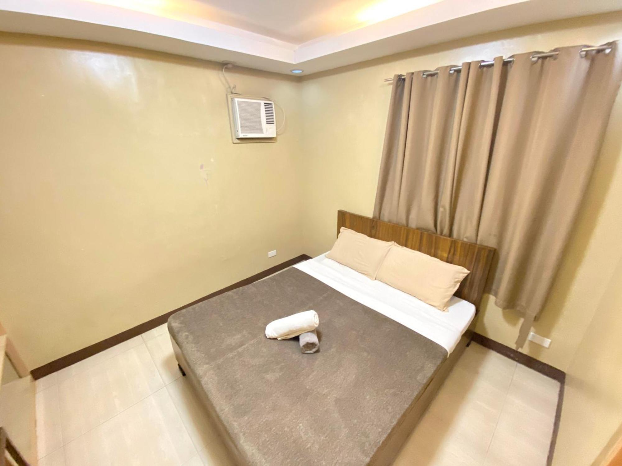 East Square Inn Bacolod Dış mekan fotoğraf