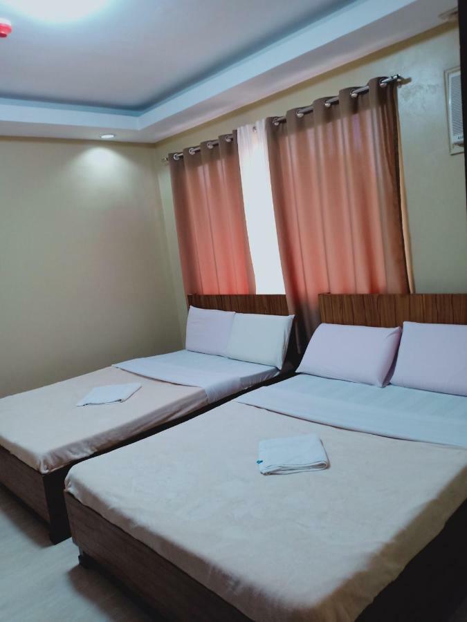 East Square Inn Bacolod Dış mekan fotoğraf